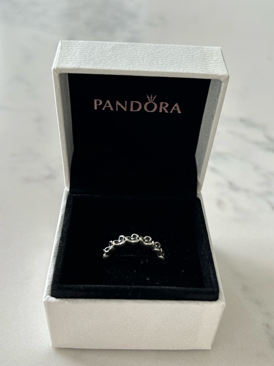 Pandora Jewelry - Pandora Silver Floral Link Ring - Silver